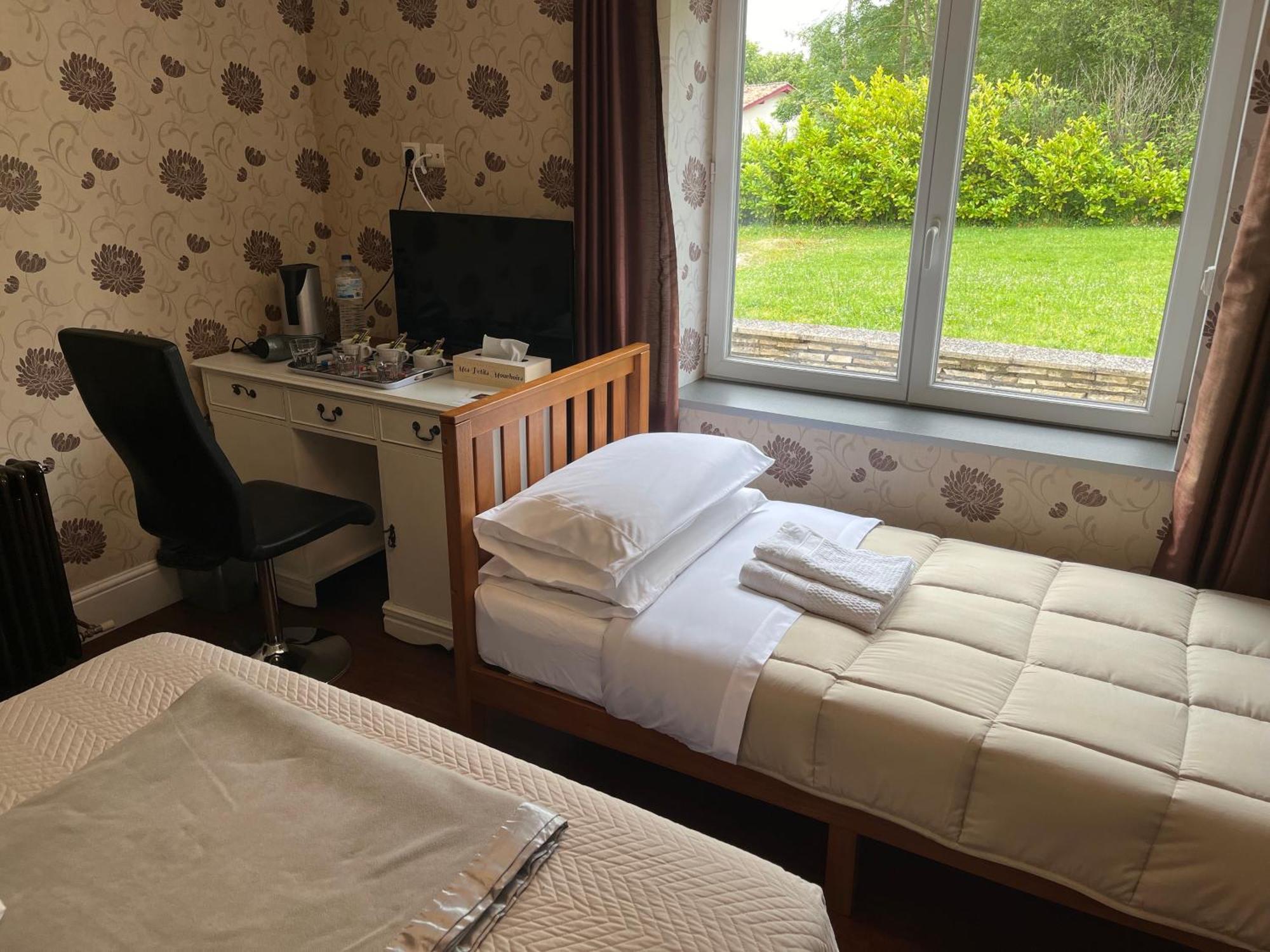 Bed and Breakfast Le Pontet Miramont-de-Guyenne Exterior foto